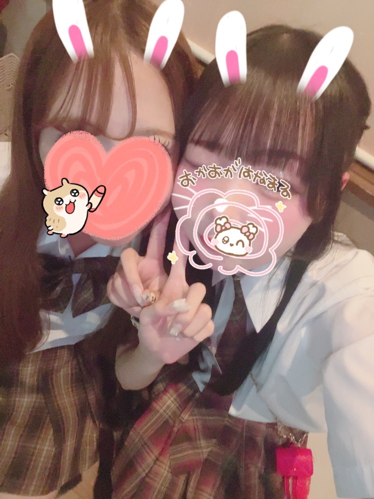 キャスト同士で撮影した仲良し写真