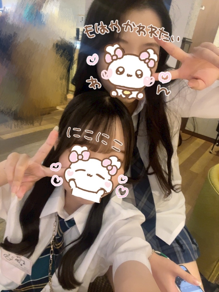 キャスト同士で撮影した仲良し写真