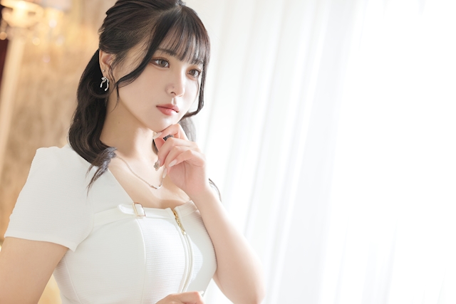 プロフィール写真4・夏目 あいる｜