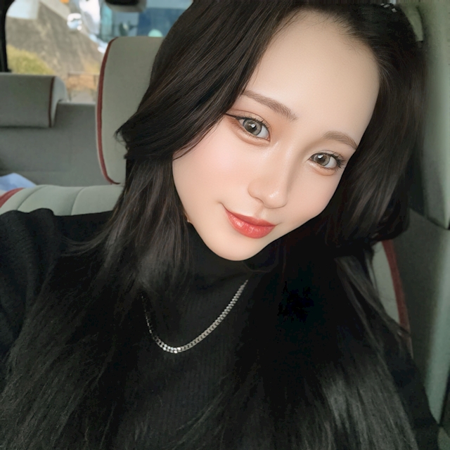 如月 鏡華