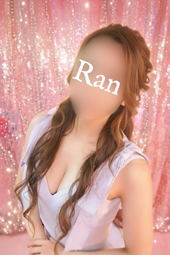 プロフィール写真14・月城　蘭｜金山 熟女キャバクラ・デスパレート