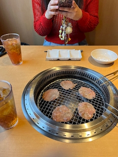 ももか「おいしいものたくさん幸せ💕」