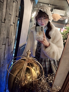 プロフィール写真5・しおね|Royal Drop・ロイヤルドロップ - 秋葉原のコンカフェ