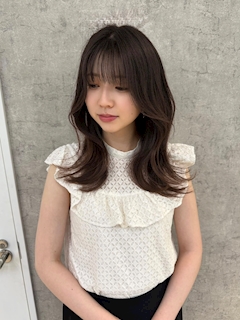 夏目 るな