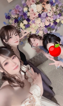 ◓⃙⁣ メイ ◓⃙⁣「✓﻿ 写真がいっぱいだ~👸🌈🏰💭💖」