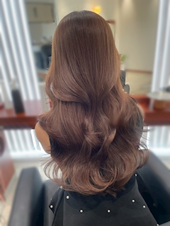 プロフィール写真6・櫻井 まり｜岡崎 スナック・Luxury Space 「R」