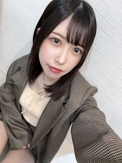 なみ🫧🤍️「🔖𓂃𓈒𓏸︎︎︎︎ 4.24 なみだより🕊出勤だよ♡」