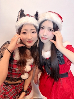 吉祥寺ドナルドスタッフ「🤶2日目ミニスカサンタコス御来店ありがとうございました🤶」