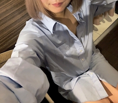 みい
