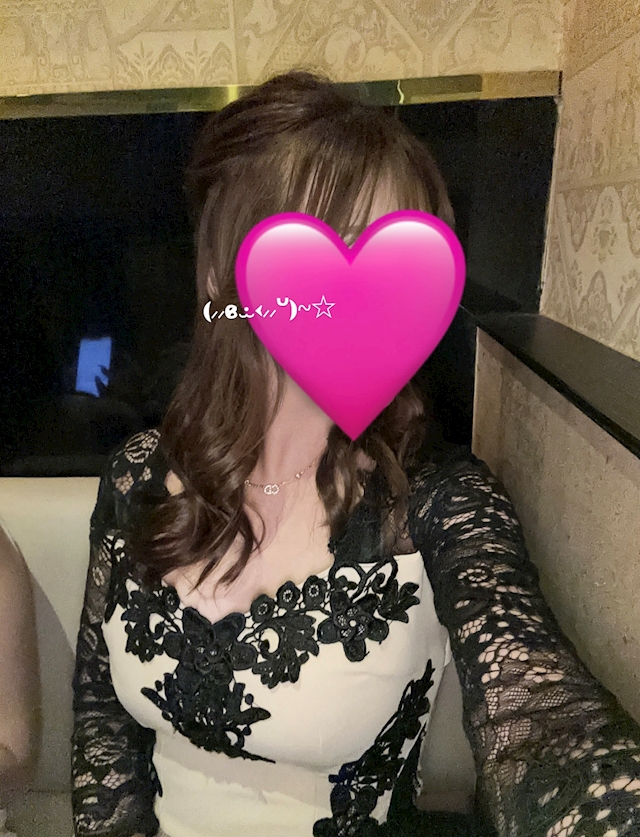 こ　こ