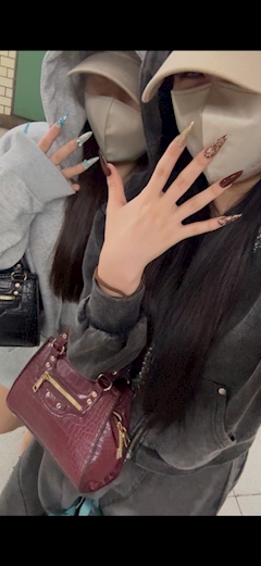 ちゆ「出勤してます🎶」