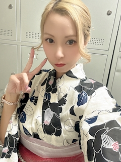 プロフィール写真20・🌹✨一ノ瀬 らら✨🌹｜Mrs.CAFE～離宮～・ミセスカフェ リキュウ - 名古屋 錦の熟女パブ/熟女キャバクラ