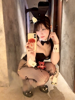 なぎ「おひさしぶりです🐇」