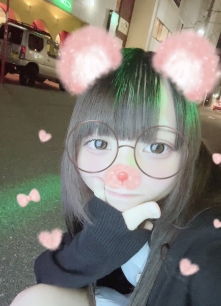 なこ Girls Bar Philia