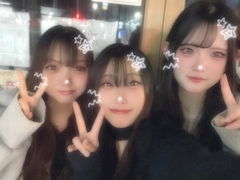 リコ「雨がシトシト…☔🐸( ；꒳​；  )」