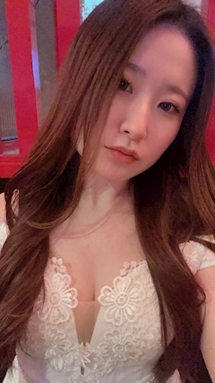 プロフィール写真1・まほ 巣鴨U-KAKU｜CLUB U-KAKU・ユウカク - 巣鴨のキャバクラ
