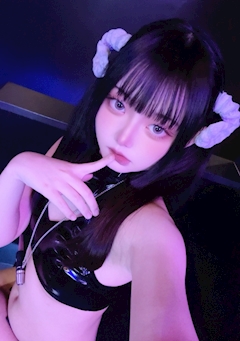 狂うちゃん🐇Succubus 夜伽