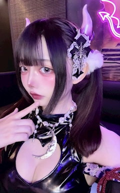 プロフィール写真5・狂うちゃん🐇Succubus 夜伽｜Succubus Night Bar 夜伽 京都木屋町店・サキュバスナイトバー ヨトギ - 木屋町のコンカフェ