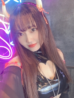 プロフィール写真5・ゆいこ succubus世伽｜Succubus Night Bar 夜伽 京都木屋町店・サキュバスナイトバー ヨトギ - 木屋町のコンカフェ
