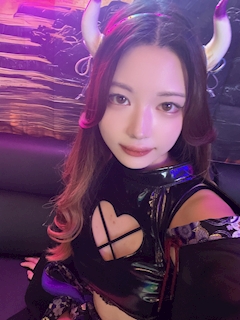 プロフィール写真2・ルイ🐰Succubus夜伽｜Succubus Night Bar 夜伽 京都木屋町店・サキュバスナイトバー ヨトギ - 木屋町のコンカフェ