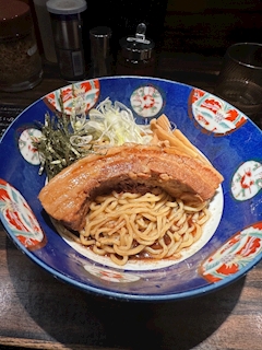どんぐり2号「魚介のまぜそば」