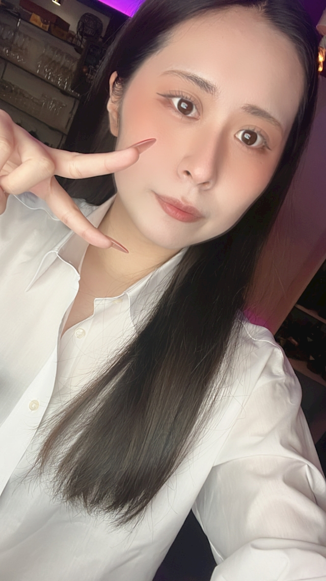 プロフィール写真6・なる💝TRANES（トラネス）｜名古屋 ガールズバー・トラネス錦