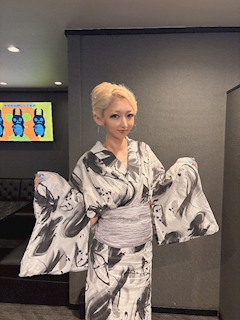 ひぃ