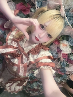 プロフィール写真4・茅乃 ぢゅん🐇💚🪽|Cafe & bar PARFUN 大阪・パルファン - 日本橋のコンカフェ