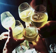 🫧‪Lily🫧「🥂✨」