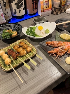あやな