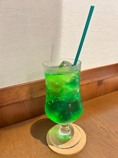 みずな「メロンソーダ🍈」