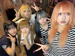 スタッフ「捕まりたい人集合⛓🩶」