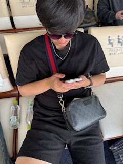 プロフィール写真2・ヒ・ガ～シ～【店長】｜vivid cafe・ヴィヴィッドカフェ - 池袋西口のガールズバー