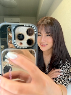 プロフィール写真5・Karen🌻｜CLUB PARIS・パリス - 名古屋 栄のインターナショナルパブ