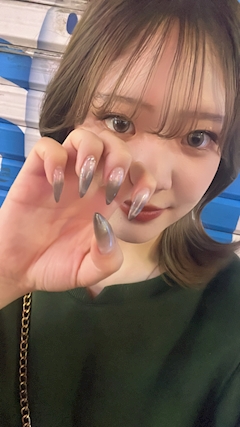 ひな「しゅっきーん🌟」