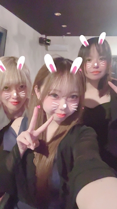 まな「21時open💙」