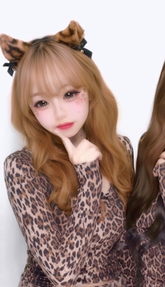 まな「21時オープン🐾」