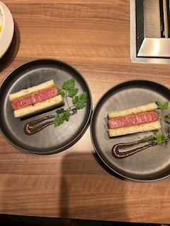 プロフィール写真22・よつは｜Girls Bar Luca 四谷三丁目店・ルカ - 四谷三丁目のガールズバー