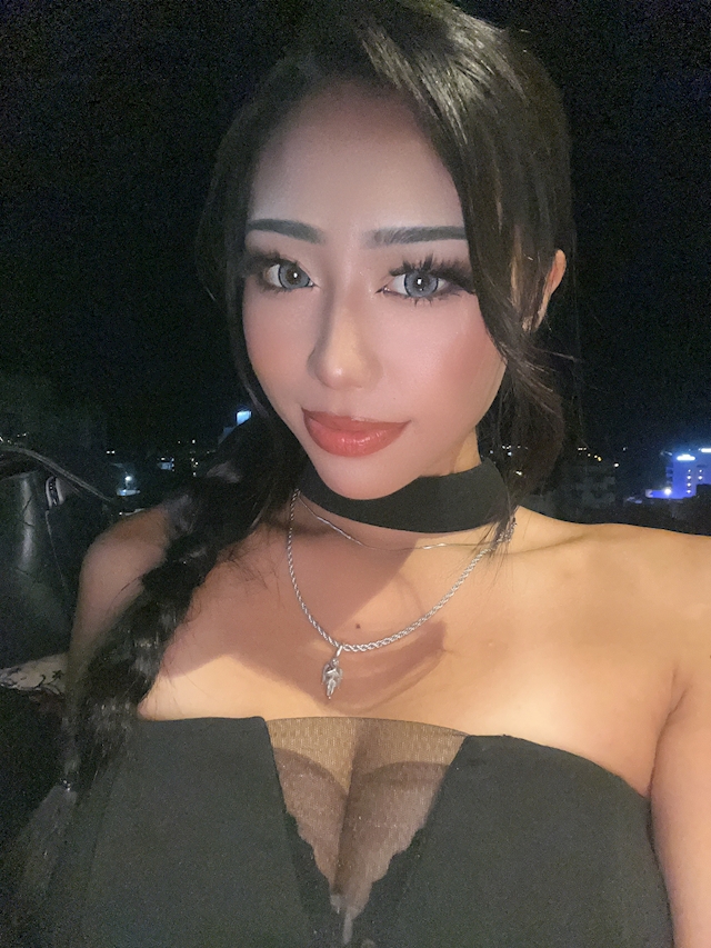 プロフィール写真7・LILI|錦 キャバクラ・ヴィルシーナ