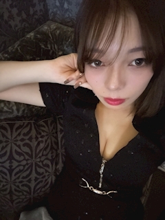 りり「LINE消えちゃった🥲」