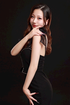 プロフィール写真2・冬月 りんか|CLUB GEMME 錦・ジェム - 名古屋 錦のキャバクラ