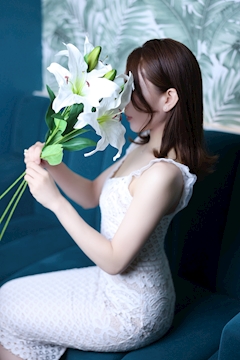 プロフィール写真4・春 うらら｜クラブハナン・錦三店 - 名古屋 錦の熟女パブ/熟女キャバクラ