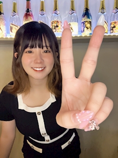 プロフィール写真1・すず｜Girls Bar &Darts HORSE・ホース - 天神・親不孝のガールズバー