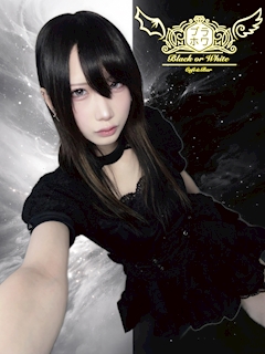 プロフィール写真5・ひかるんるんフォーエバー｜Cafe&Bar Black or White ・ブラックオアホワイト - 池袋東口のコンカフェ