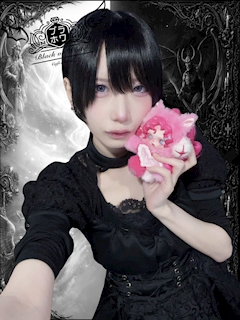 プロフィール写真1・ひかるんるんフォーエバー｜Cafe&Bar Black or White ・ブラックオアホワイト - 池袋東口のコンカフェ