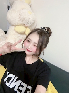 プロフィール写真3・なつこ｜CLUB 暁・アカツキ - 祇園のキャバクラ