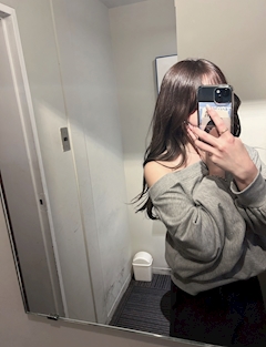 プロフィール写真10・こと【新橋JJ自由時間】｜JJ-自由時間-・ジェイジェイ - 新橋のガールズバー