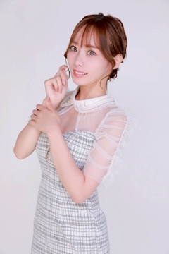 プロフィール写真10・松田 みい 💙｜CLUB ONE CHAN ミナミ 宗右衛門・ワンチャン ミナミ ソエモンチョウ - ミナミの熟女パブ/熟女キャバクラ