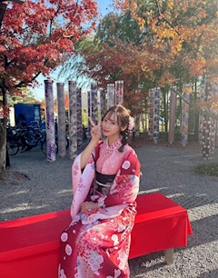 プロフィール写真4・松田 みい 💙｜CLUB ONE CHAN ミナミ 宗右衛門・ワンチャン ミナミ ソエモンチョウ - ミナミの熟女パブ/熟女キャバクラ