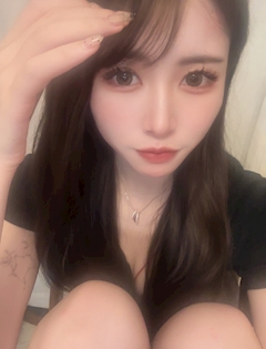 プロフィール写真3・喉仏ゆり  LADIES&GENTLEMEN｜CAFE&BAR LADIES&GENTLEMEN・レディースアンドジェントルメン - 津田沼のガールズバー